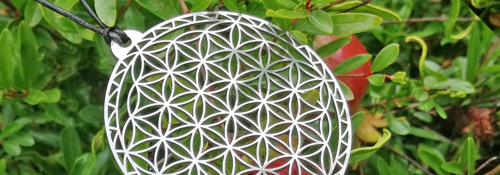 FLOWER OF LIFE PENDANT